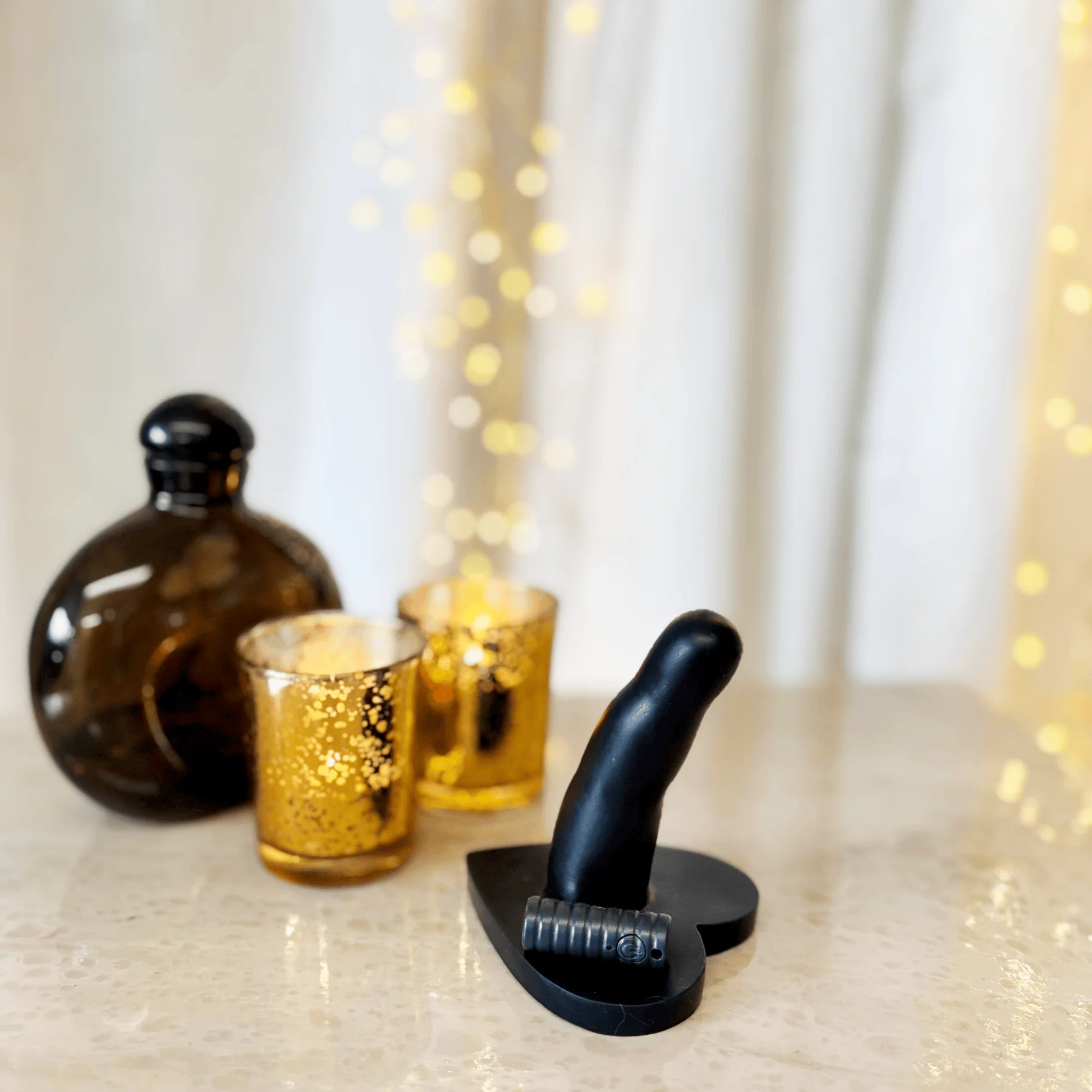 Cupid 1 Curved Vibrating Dildo - Image 2